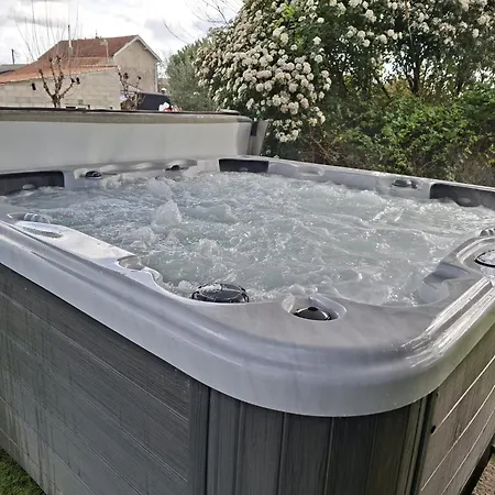 Frühstückspension La Mirabelle 3*