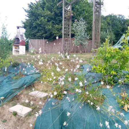 Bed & Breakfast La Mirabelle 3*