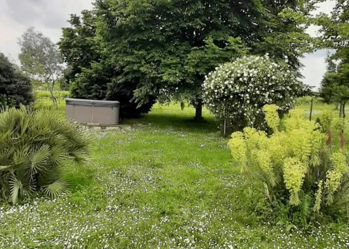 Bed & Breakfast La Mirabelle Montazeau