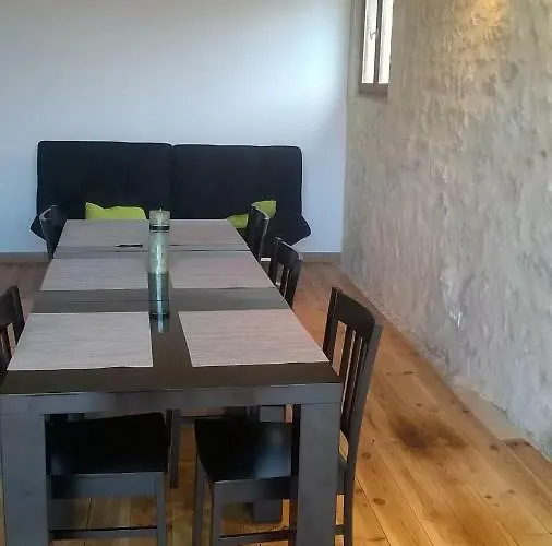 La Mirabelle Bed & Breakfast 3*