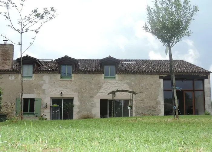 La Mirabelle 3* Montazeau